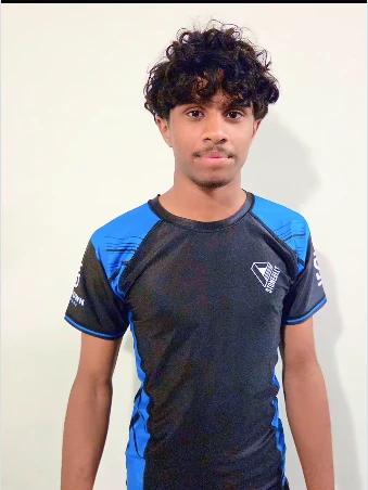 Bryden Jerard wearing a blue and black Stonebelt rashguard